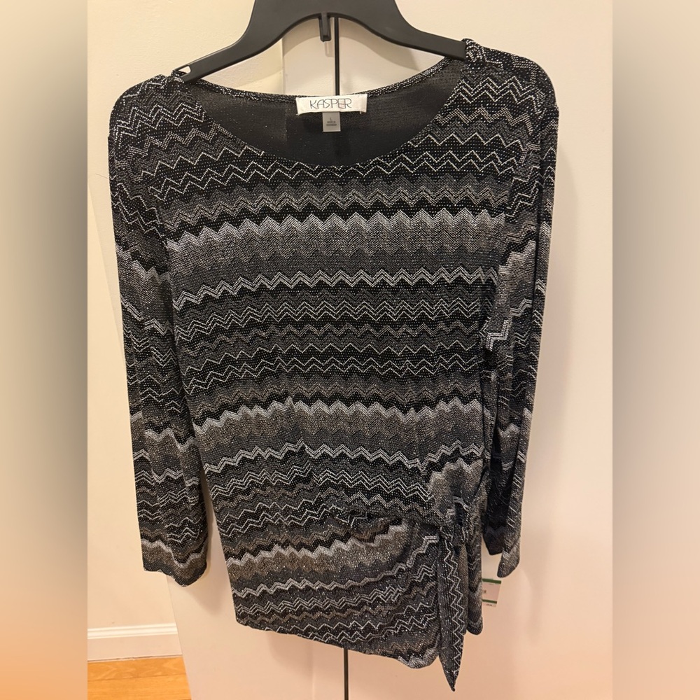 Kasper Black and Gray Chevron Knit Tie-Waist Top